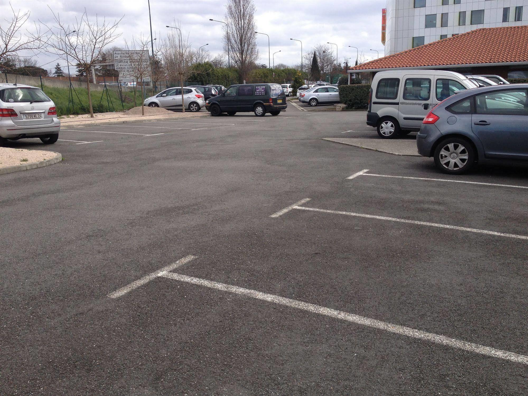 Hotel Aerel Toulouse Blagnac Aéroport Esterno foto